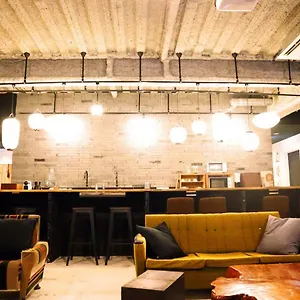 Waves Nakameguro 도쿄